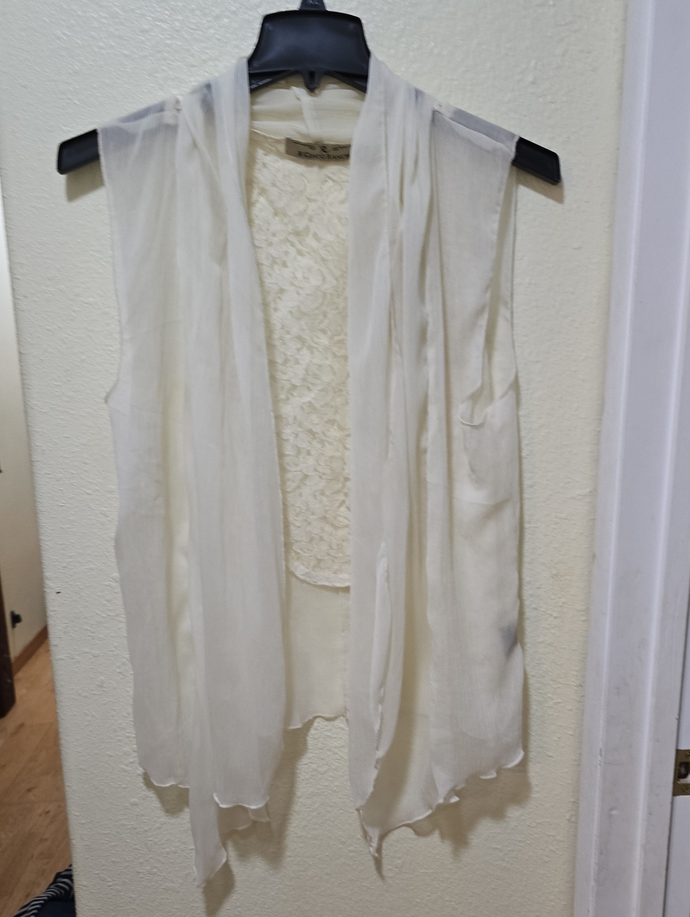 Lightweight Cream Lace & Sheer Sleeveless Cardigan